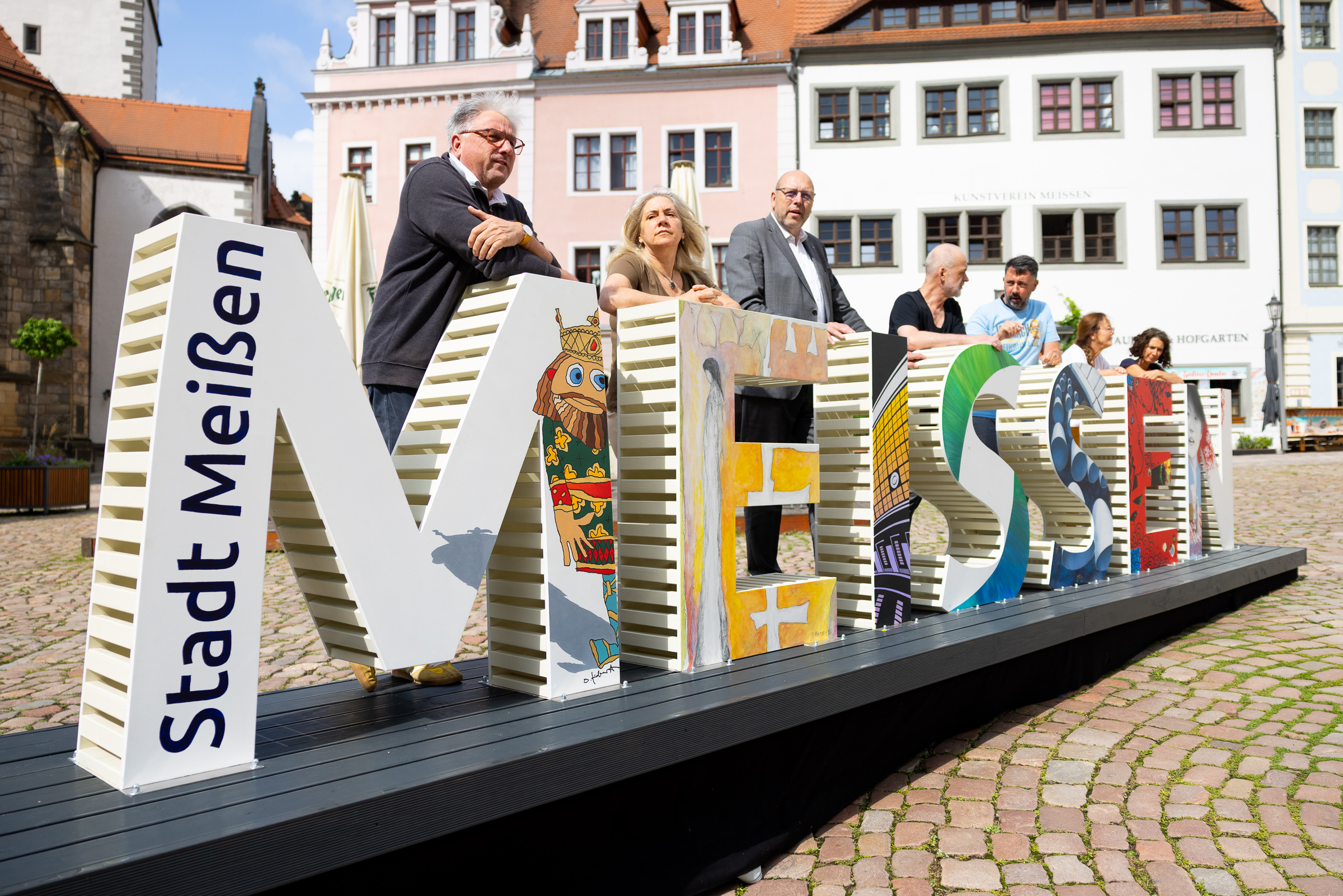 Der Neue Blickfänger auf dem Meißner Marktplatz