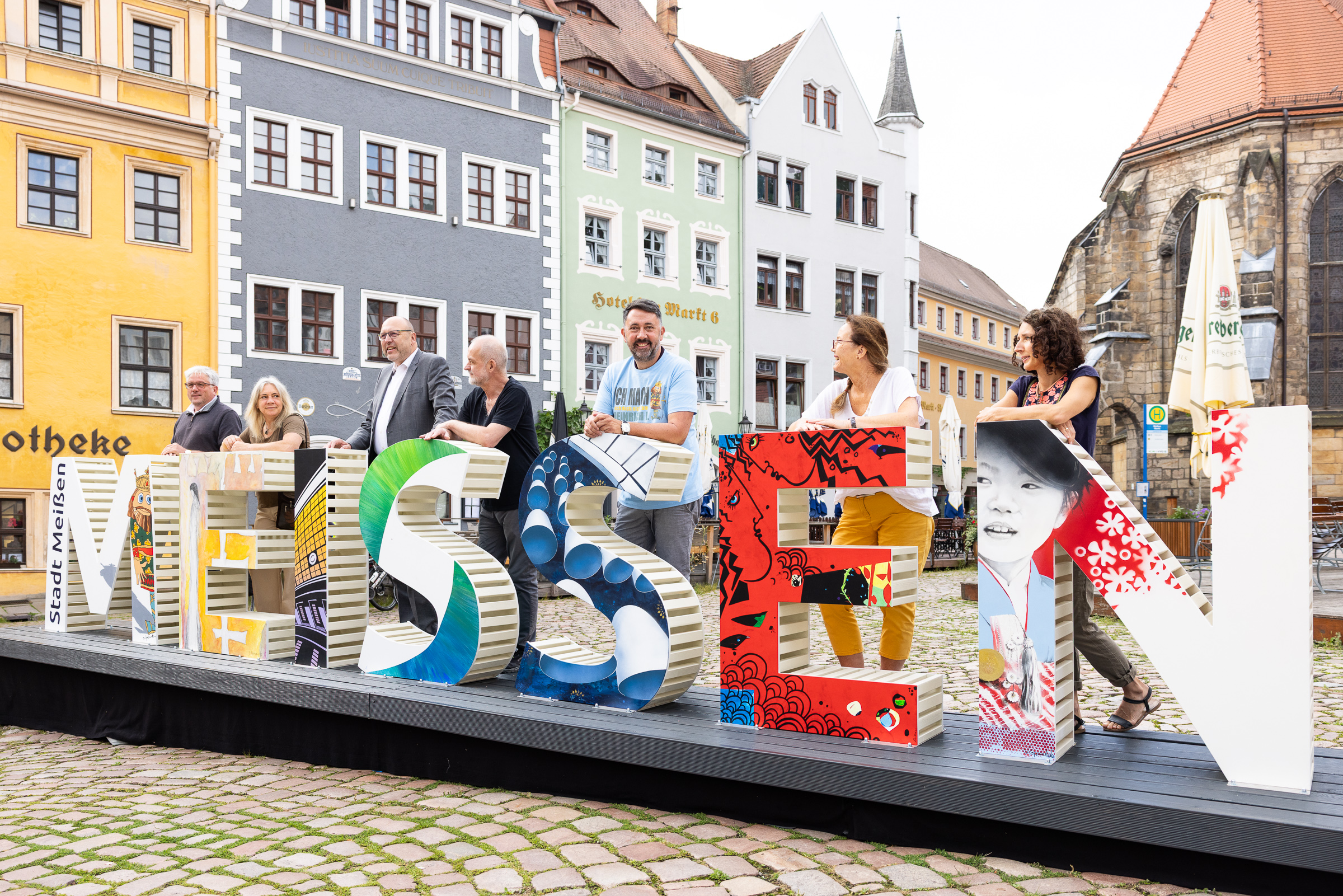 Der Neue Blickfänger auf dem Meißner Marktplatz
