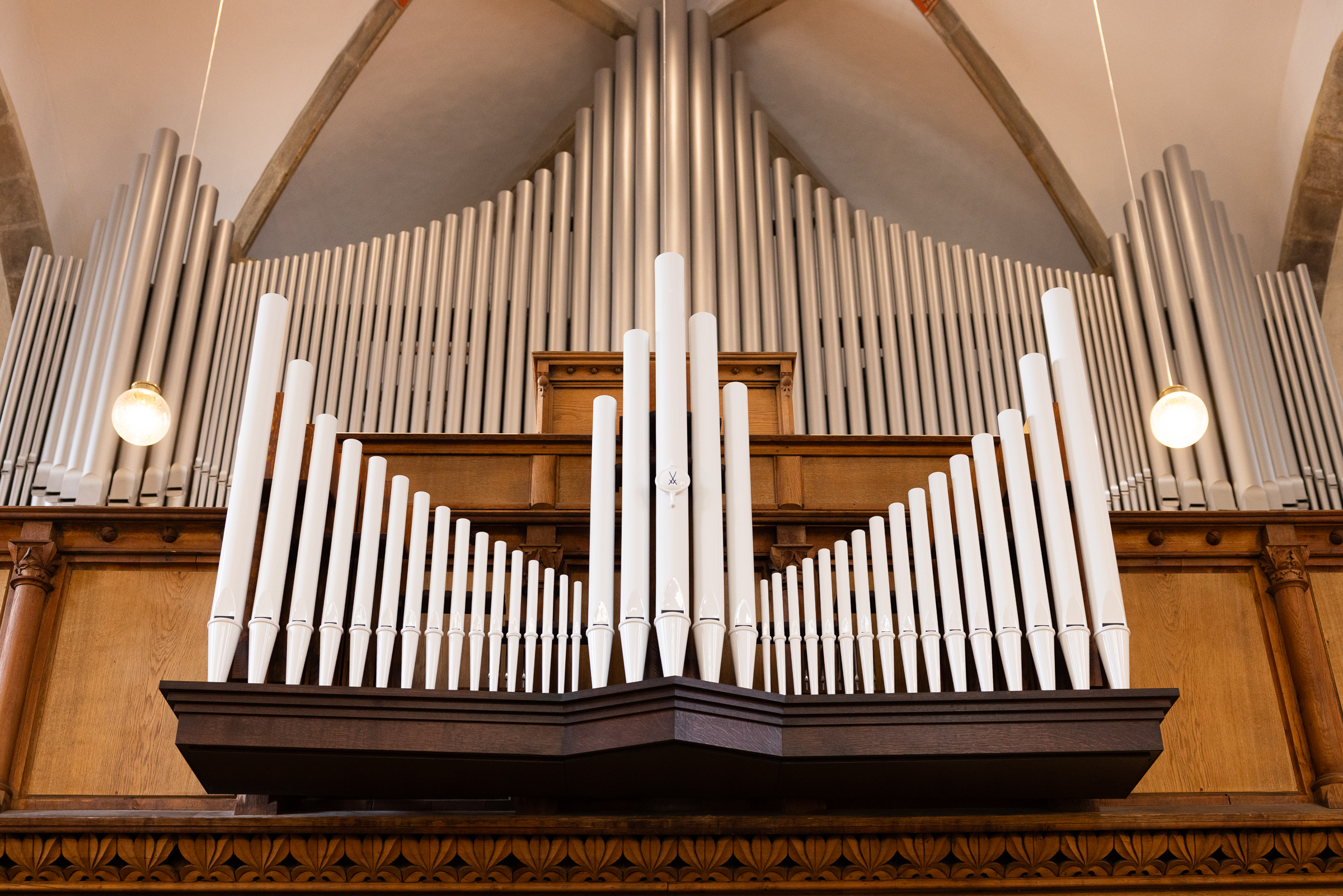Feierliche Weihe der neuen Porzellanorgel in der Frauenkirche Me
