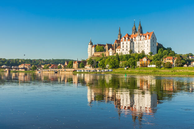 Meißen an der Elbe mit Burgberg, Domtürmen und Albrechtsburg