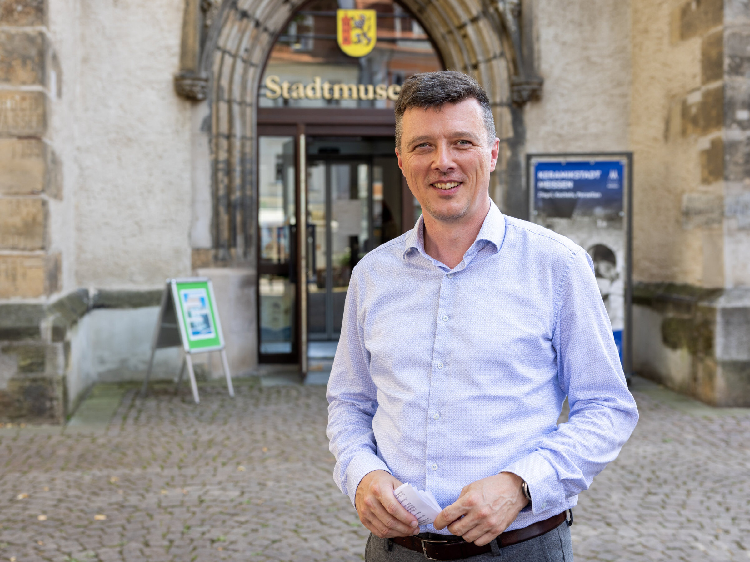 Vor dem Stadtmuseum Meißen